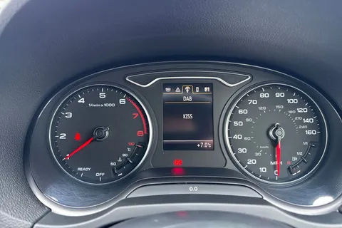 DL68OJW Audi A3 Sport 30 TFSI 116 PS 6-speed Thumbnail #29