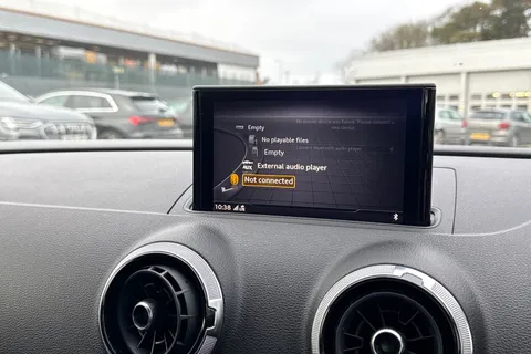 DL68OJW Audi A3 Sport 30 TFSI 116 PS 6-speed Thumbnail #39