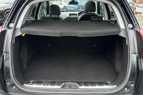 MW19HVF PEUGEOT 2008 1.2 PureTech Allure Premium Euro 6 (s/s) 5dr Thumbnail #7