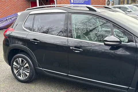 MW19HVF PEUGEOT 2008 1.2 PureTech Allure Premium Euro 6 (s/s) 5dr Thumbnail #28