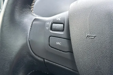 MW19HVF PEUGEOT 2008 1.2 PureTech Allure Premium Euro 6 (s/s) 5dr Thumbnail #36