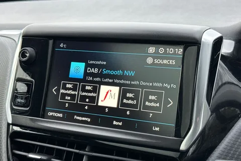 MW19HVF PEUGEOT 2008 1.2 PureTech Allure Premium Euro 6 (s/s) 5dr Thumbnail #44