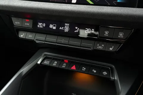  Audi S3 2.0 TFSI Black Edition Sportback S Tronic quattro Euro 6 (s/s) 5dr Thumbnail #22