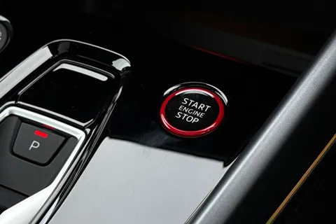  Audi S3 2.0 TFSI Black Edition Sportback S Tronic quattro Euro 6 (s/s) 5dr Thumbnail #40