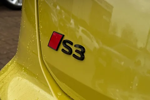  Audi S3 2.0 TFSI Black Edition Sportback S Tronic quattro Euro 6 (s/s) 5dr Thumbnail #49
