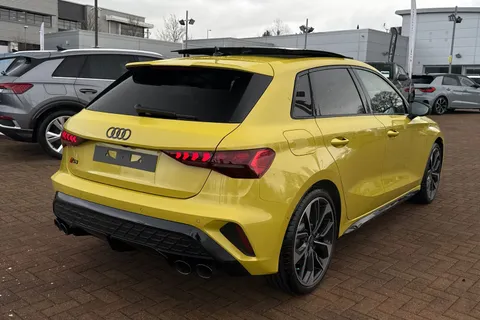  Audi S3 2.0 TFSI Black Edition Sportback S Tronic quattro Euro 6 (s/s) 5dr Thumbnail #59