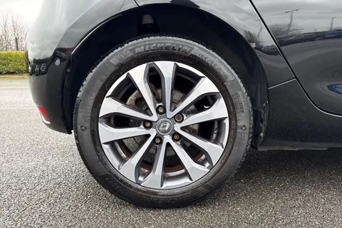 DY71FFJ Renault Zoe R135 EV50 52kWh GT Line Auto 5dr (Rapid Charge) Thumbnail #12