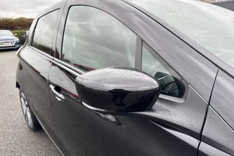 DY71FFJ Renault Zoe R135 EV50 52kWh GT Line Auto 5dr (Rapid Charge) Thumbnail #30