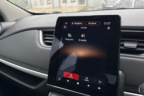 DY71FFJ Renault Zoe R135 EV50 52kWh GT Line Auto 5dr (Rapid Charge) Thumbnail #50