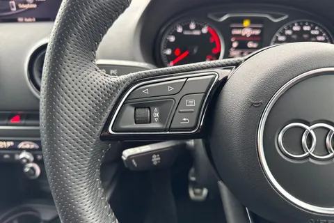 PG68JSY Audi A3 1.0 TFSI 30 S line Sportback Euro 6 (s/s) 5dr Thumbnail #40