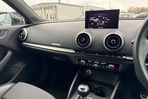 PG68JSY Audi A3 1.0 TFSI 30 S line Sportback Euro 6 (s/s) 5dr Thumbnail #46