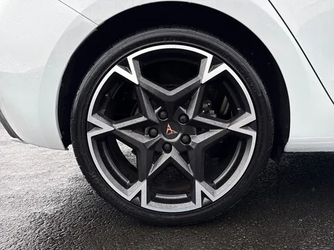 DH25EWR CUPRA Leon 1.5 TSI 150 V2 5dr Thumbnail #23