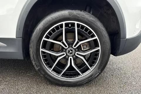 KP73YCK Mercedes-Benz Eqa EQA 300 66.5kWh AMG Line (Premium) Auto 4MATIC 5dr Thumbnail #13