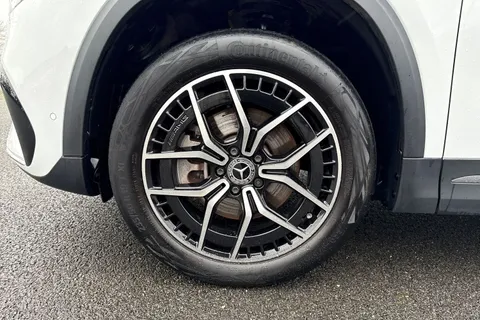 KP73YCK Mercedes-Benz Eqa EQA 300 66.5kWh AMG Line (Premium) Auto 4MATIC 5dr Thumbnail #14