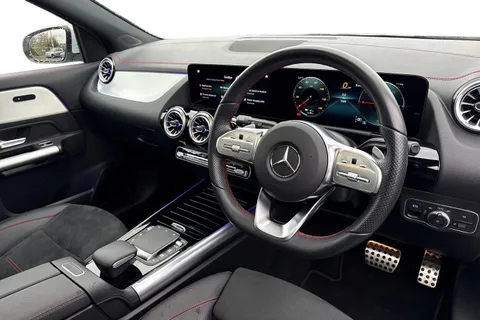 KP73YCK Mercedes-Benz Eqa EQA 300 66.5kWh AMG Line (Premium) Auto 4MATIC 5dr Thumbnail #15