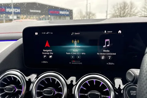 KP73YCK Mercedes-Benz Eqa EQA 300 66.5kWh AMG Line (Premium) Auto 4MATIC 5dr Thumbnail #18