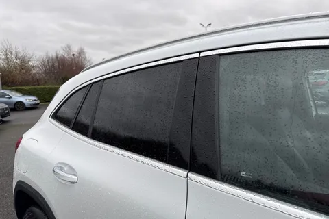 KP73YCK Mercedes-Benz Eqa EQA 300 66.5kWh AMG Line (Premium) Auto 4MATIC 5dr Thumbnail #37