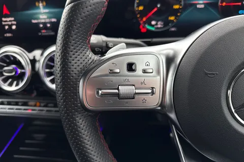 KP73YCK Mercedes-Benz Eqa EQA 300 66.5kWh AMG Line (Premium) Auto 4MATIC 5dr Thumbnail #42