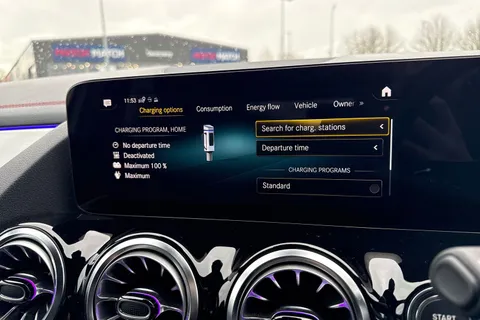 KP73YCK Mercedes-Benz Eqa EQA 300 66.5kWh AMG Line (Premium) Auto 4MATIC 5dr Thumbnail #52