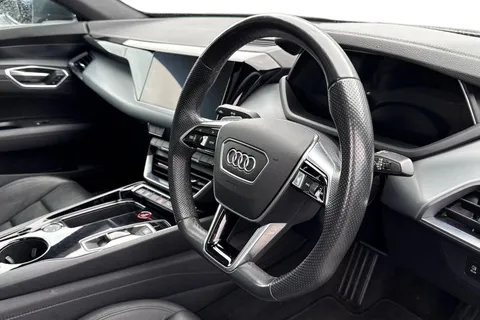 WP72VGD Audi e-tron GT 93.4kWh Auto quattro 4dr Thumbnail #15