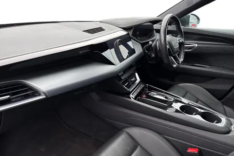WP72VGD Audi e-tron GT 93.4kWh Auto quattro 4dr Thumbnail #16
