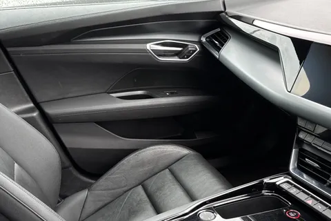 WP72VGD Audi e-tron GT 93.4kWh Auto quattro 4dr Thumbnail #21
