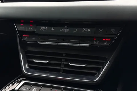 WP72VGD Audi e-tron GT 93.4kWh Auto quattro 4dr Thumbnail #23