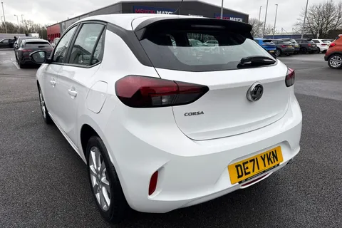 DE71YKN Vauxhall Corsa 1.2 SE Euro 6 5dr Thumbnail #9