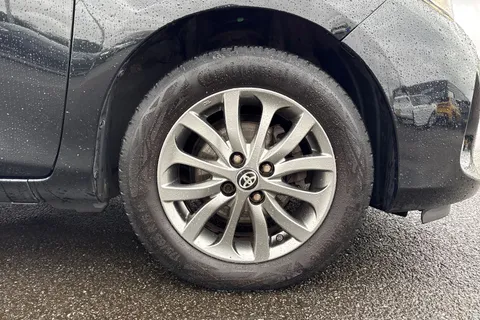 DN66TTK Toyota Yaris 1.33 Dual VVT-i Icon Euro 6 5dr Thumbnail #10