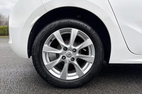 DE71YKN Vauxhall Corsa 1.2 SE Euro 6 5dr Thumbnail #12