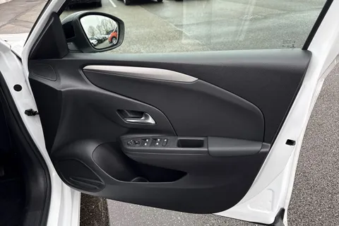 DE71YKN Vauxhall Corsa 1.2 SE Euro 6 5dr Thumbnail #22