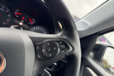 DE71YKN Vauxhall Corsa 1.2 SE Euro 6 5dr Thumbnail #38