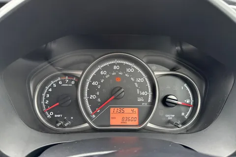 DN66TTK Toyota Yaris 1.33 Dual VVT-i Icon Euro 6 5dr Thumbnail #41