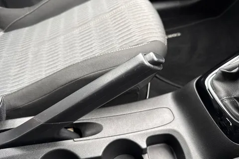 DE71YKN Vauxhall Corsa 1.2 SE Euro 6 5dr Thumbnail #57