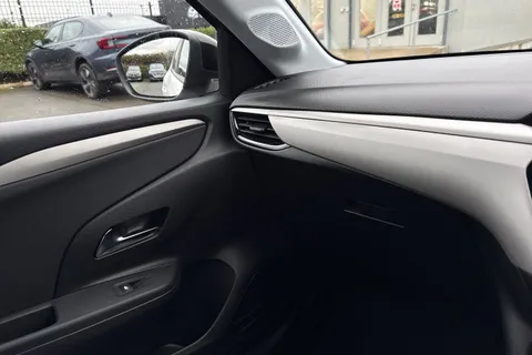 DE71YKN Vauxhall Corsa 1.2 SE Euro 6 5dr Thumbnail #60
