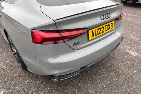 AU22DXB Audi A5 Black Edition 40 TFSI 204 PS S tronic Thumbnail #8