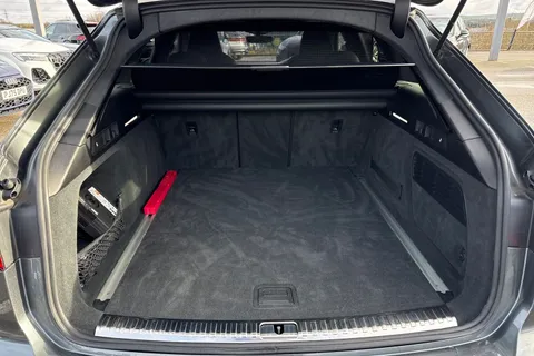 KY74ELV Audi RS 6 Avant RS 6 Avant performance Carbon Vorsprung 630 PS tiptronic Thumbnail #7