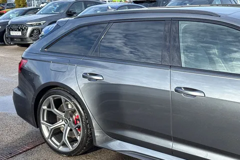 KY74ELV Audi RS 6 Avant RS 6 Avant performance Carbon Vorsprung 630 PS tiptronic Thumbnail #26