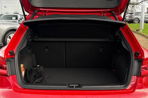  Audi A1 1.0 TFSI 30 S line Sportback Euro 6 (s/s) 5dr Thumbnail #7