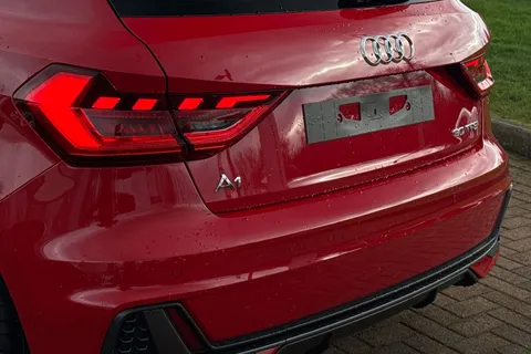  Audi A1 1.0 TFSI 30 S line Sportback Euro 6 (s/s) 5dr Thumbnail #8