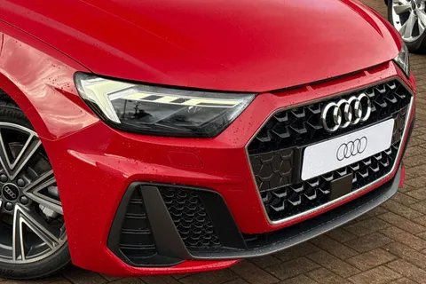  Audi A1 1.0 TFSI 30 S line Sportback Euro 6 (s/s) 5dr Thumbnail #9