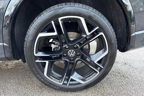 Volkswagen Tiguan 2.0 TDI R-Line DSG Euro 6 (s/s) 5dr Thumbnail #12