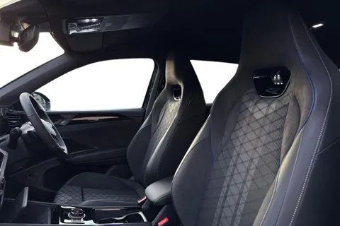 Volkswagen Tiguan 2.0 TDI R-Line DSG Euro 6 (s/s) 5dr Thumbnail #16