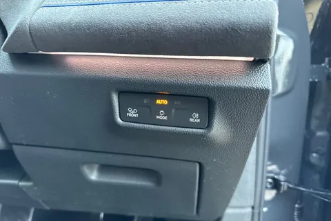 Volkswagen Tiguan 2.0 TDI R-Line DSG Euro 6 (s/s) 5dr Thumbnail #41