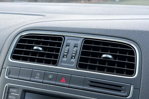 38 of 51 for VOLKSWAGEN POLO 1.2 TSI SE 5dr