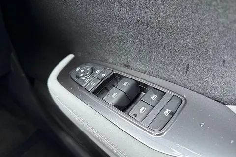 DA75NNO BYD Dolphin Surf 43.2kWh Boost Auto 5dr Thumbnail #38