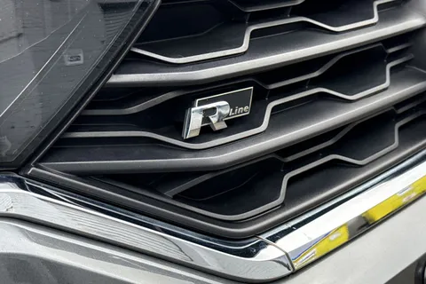 MT69MYO Volkswagen T-Roc 1.5 TSI EVO R-Line DSG Euro 6 (s/s) 5dr Thumbnail #27