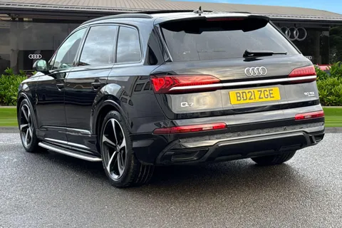 2 of 57 for Audi Q7 Black Edition 50 TDI quattro 286 PS tiptronic