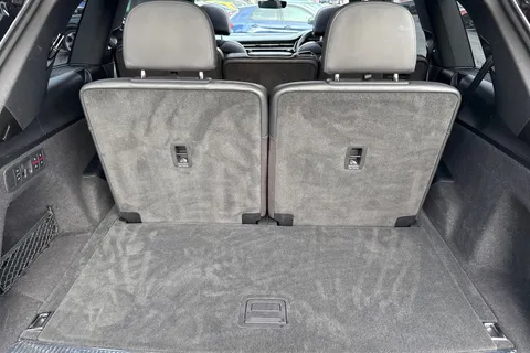 10 of 57 for Audi Q7 Black Edition 50 TDI quattro 286 PS tiptronic