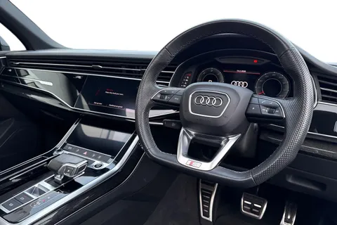 13 of 57 for Audi Q7 Black Edition 50 TDI quattro 286 PS tiptronic